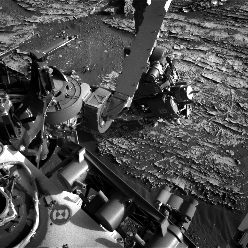Nasa's Mars rover Curiosity acquired this image using its Left Navigation Camera on Sol 1806, at drive 2882, site number 65