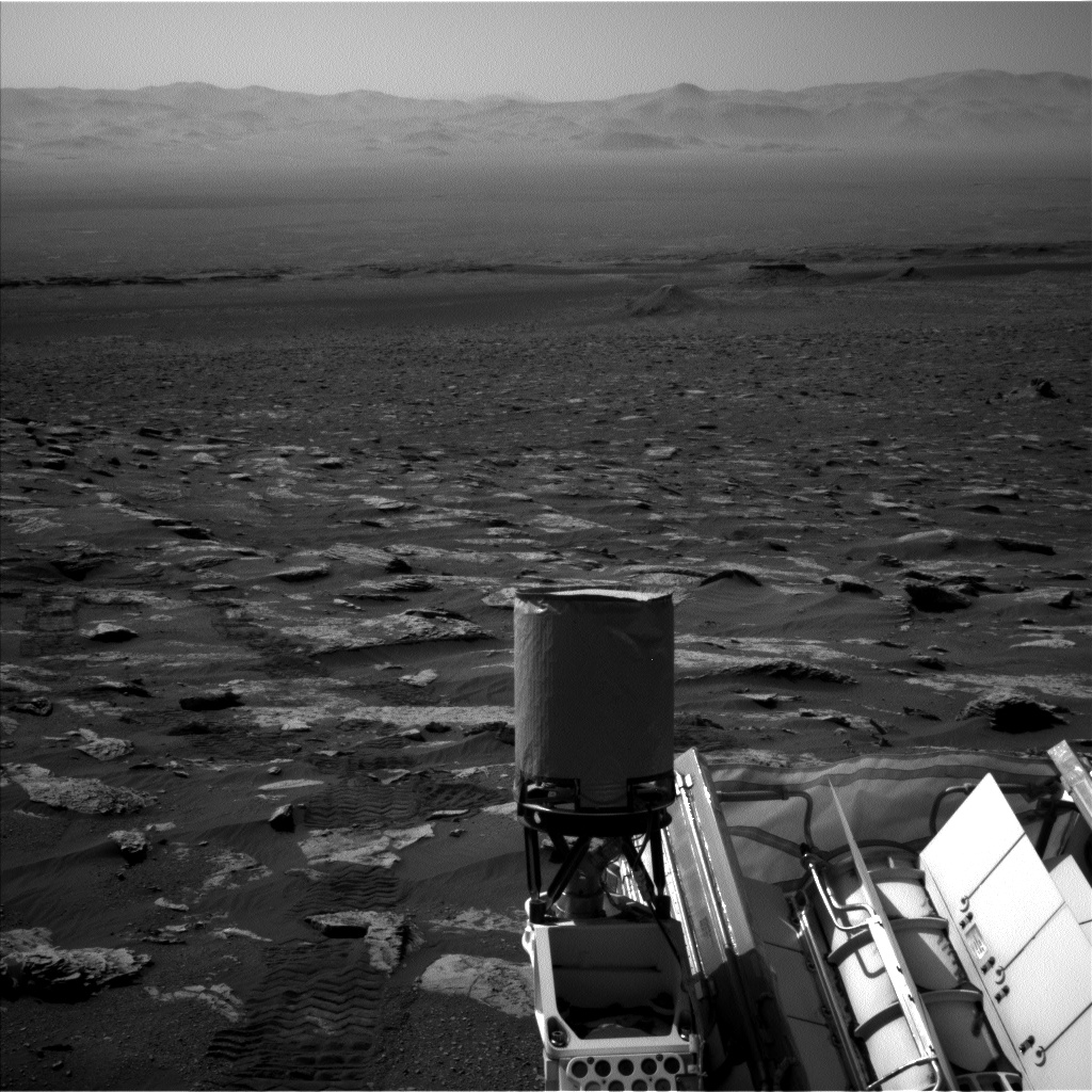Nasa's Mars rover Curiosity acquired this image using its Left Navigation Camera on Sol 1807, at drive 3200, site number 65