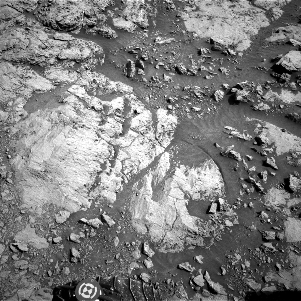 Nasa's Mars rover Curiosity acquired this image using its Left Navigation Camera on Sol 1830, at drive 952, site number 66