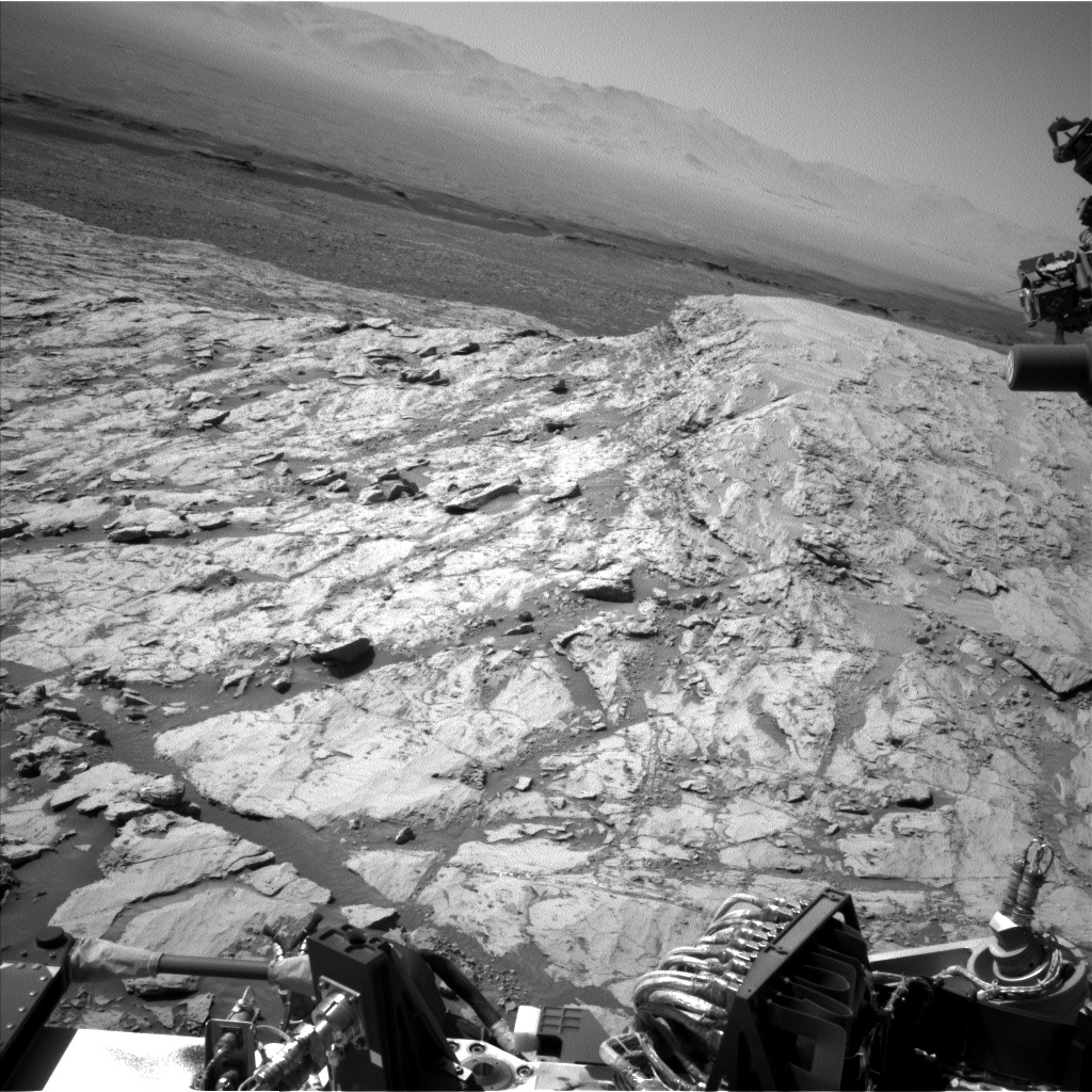 Nasa's Mars rover Curiosity acquired this image using its Left Navigation Camera on Sol 1833, at drive 952, site number 66