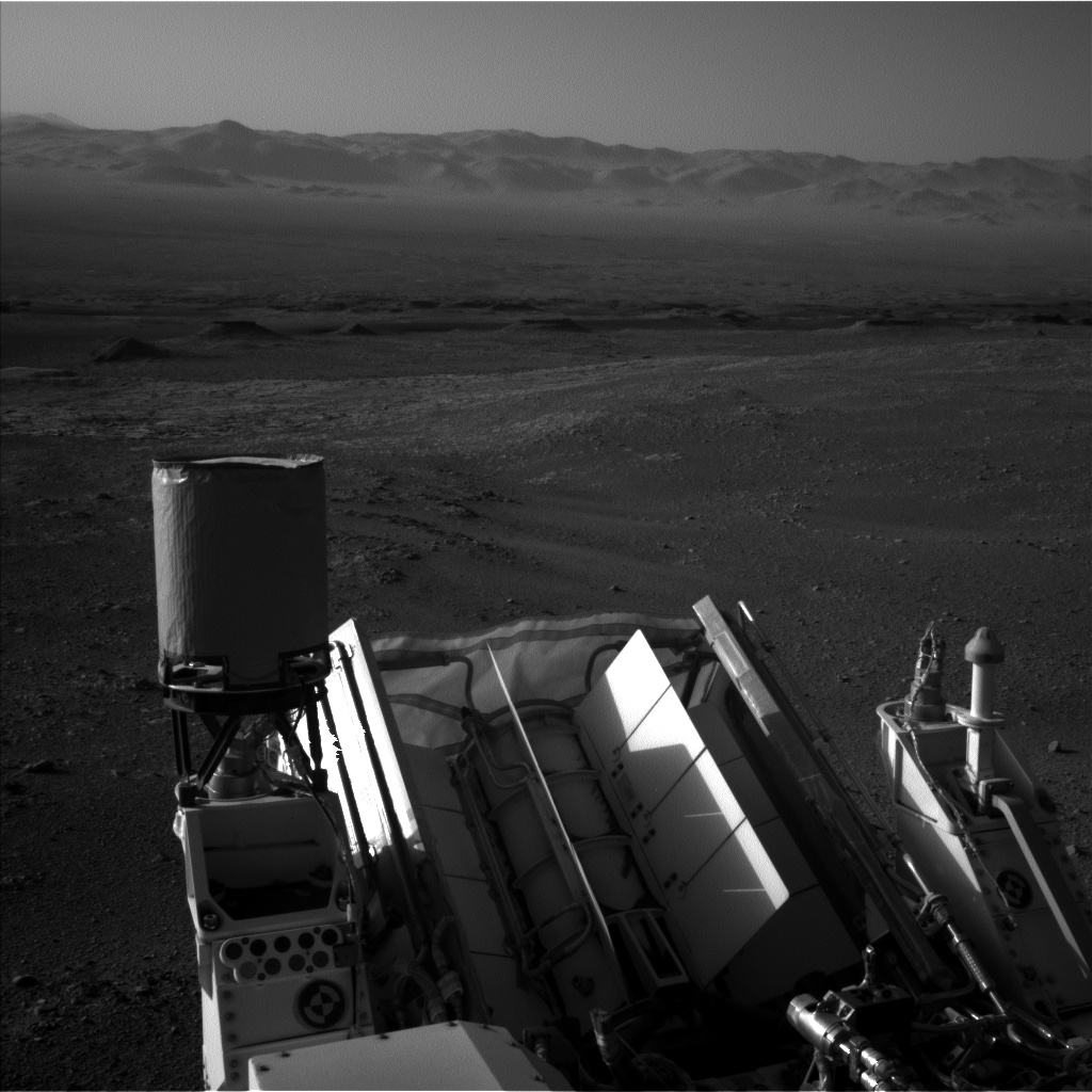 Nasa's Mars rover Curiosity acquired this image using its Left Navigation Camera on Sol 1887, at drive 216, site number 67