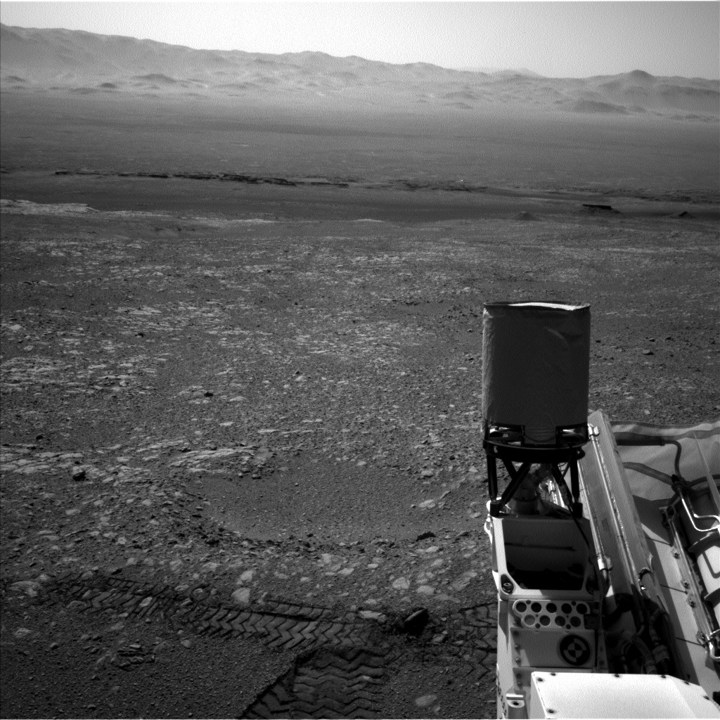 Nasa's Mars rover Curiosity acquired this image using its Left Navigation Camera on Sol 1894, at drive 806, site number 67