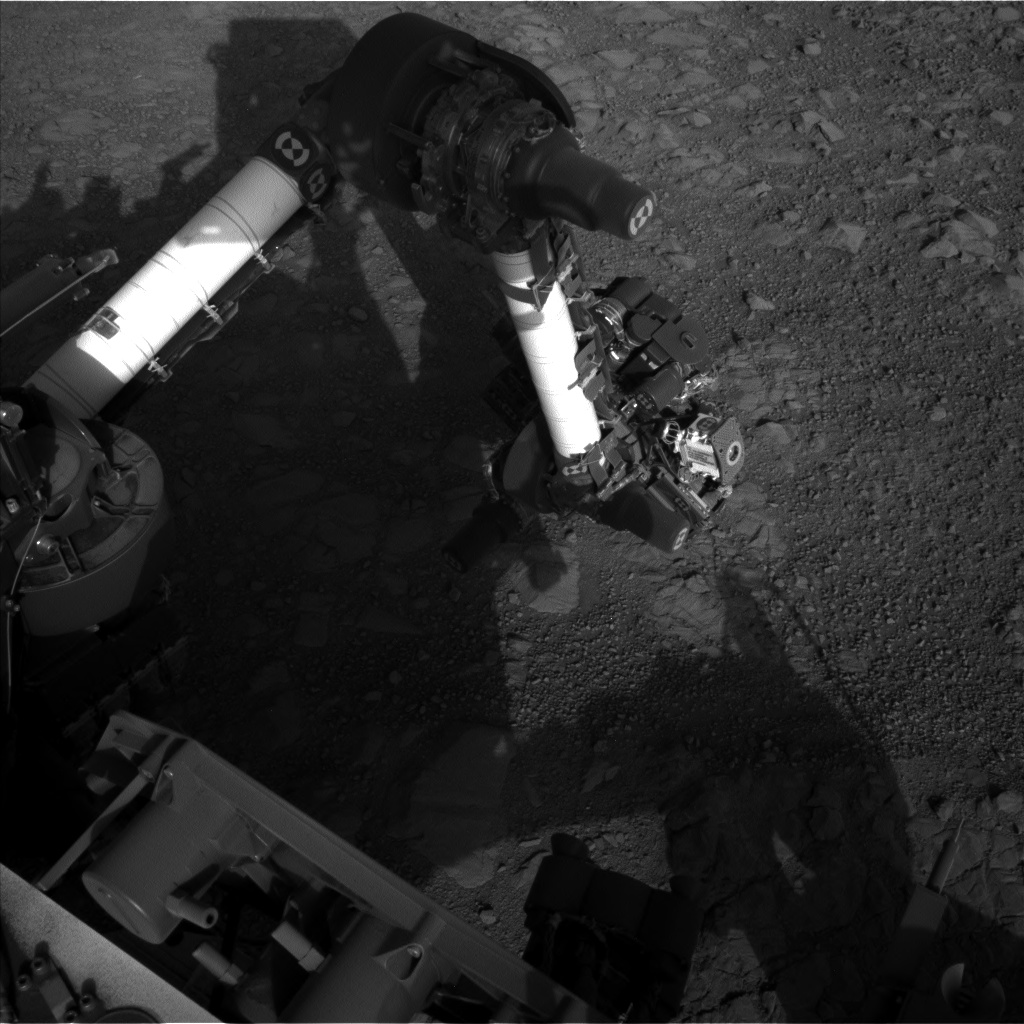 Nasa's Mars rover Curiosity acquired this image using its Left Navigation Camera on Sol 1895, at drive 806, site number 67