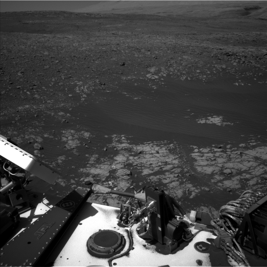 Nasa's Mars rover Curiosity acquired this image using its Left Navigation Camera on Sol 1901, at drive 1238, site number 67