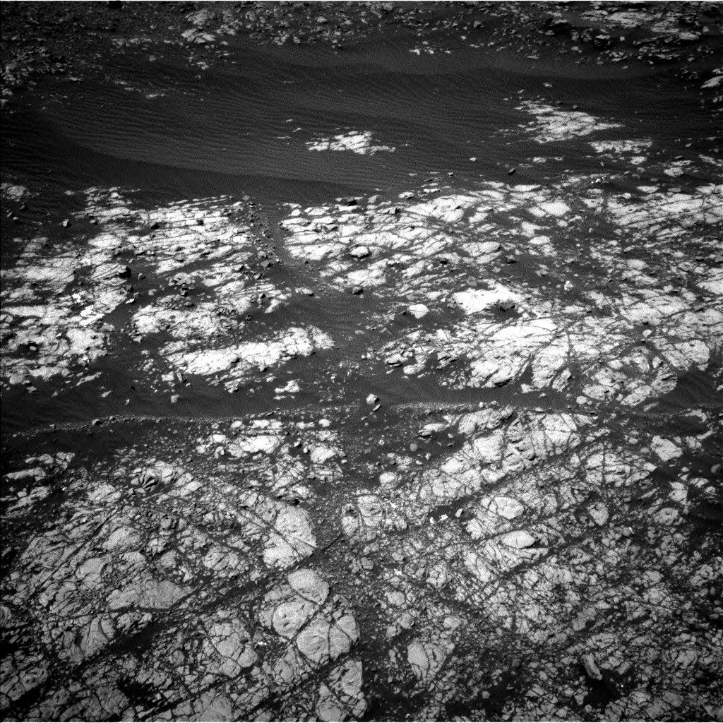 Nasa's Mars rover Curiosity acquired this image using its Left Navigation Camera on Sol 1923, at drive 1792, site number 67