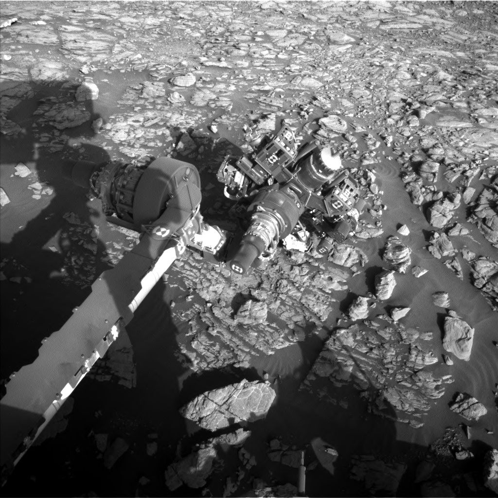 Nasa's Mars rover Curiosity acquired this image using its Left Navigation Camera on Sol 1927, at drive 1846, site number 67