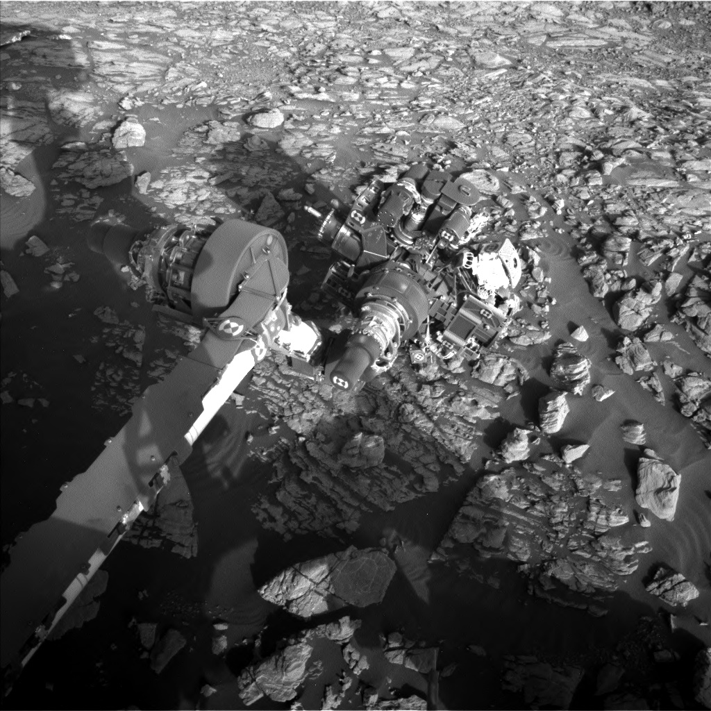 Nasa's Mars rover Curiosity acquired this image using its Left Navigation Camera on Sol 1927, at drive 1846, site number 67
