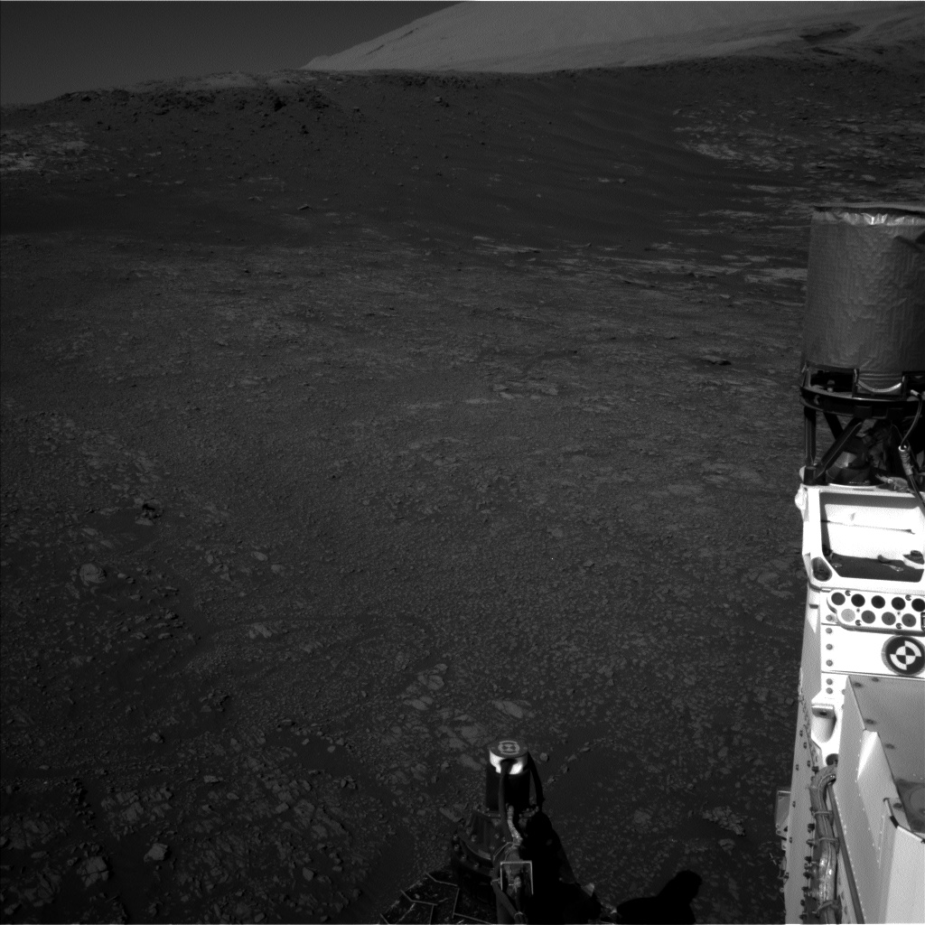 Nasa's Mars rover Curiosity acquired this image using its Left Navigation Camera on Sol 1946, at drive 3136, site number 67