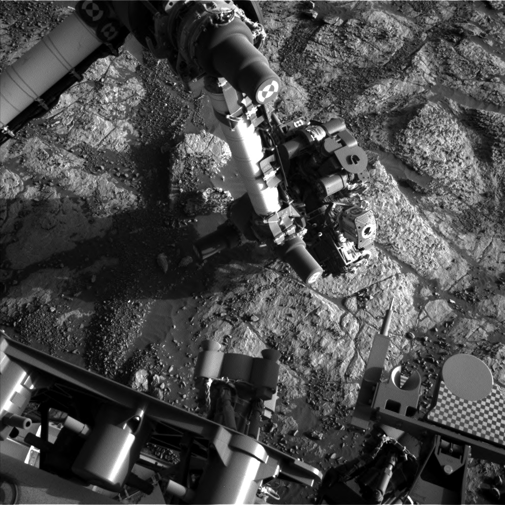 Nasa's Mars rover Curiosity acquired this image using its Left Navigation Camera on Sol 1963, at drive 580, site number 68