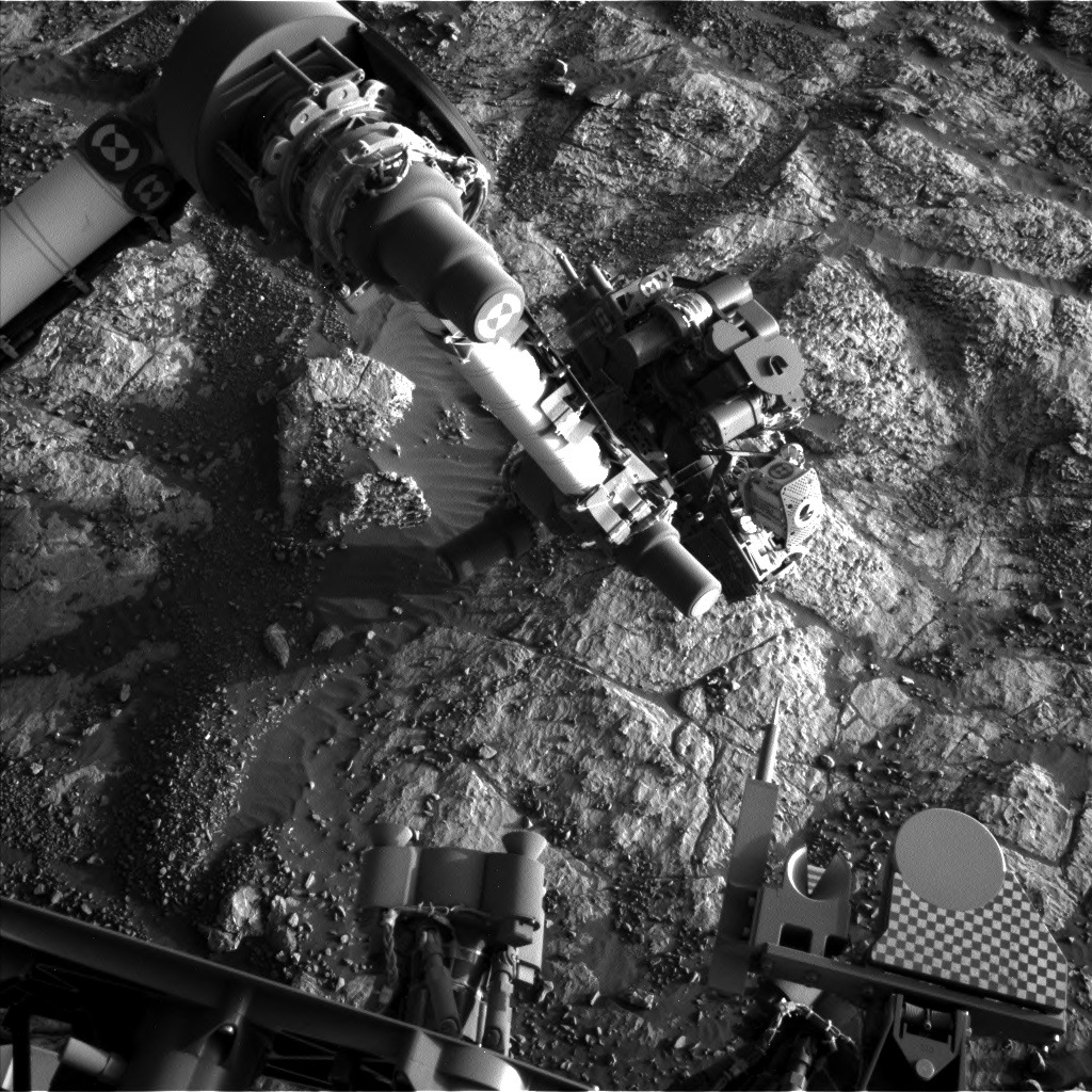 Nasa's Mars rover Curiosity acquired this image using its Left Navigation Camera on Sol 1966, at drive 580, site number 68