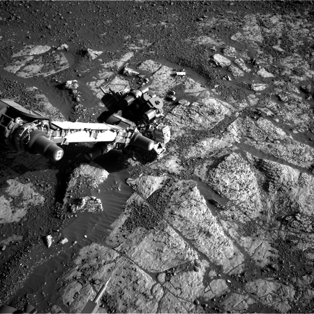 Nasa's Mars rover Curiosity acquired this image using its Right Navigation Camera on Sol 1975, at drive 580, site number 68