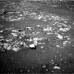 Nasa's Mars rover Curiosity acquired this image using its Left Navigation Camera on Sol 1986, at drive 1006, site number 68
