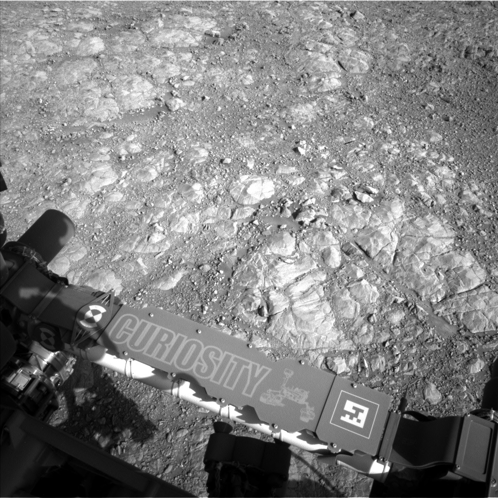 Nasa's Mars rover Curiosity acquired this image using its Left Navigation Camera on Sol 1991, at drive 1816, site number 68