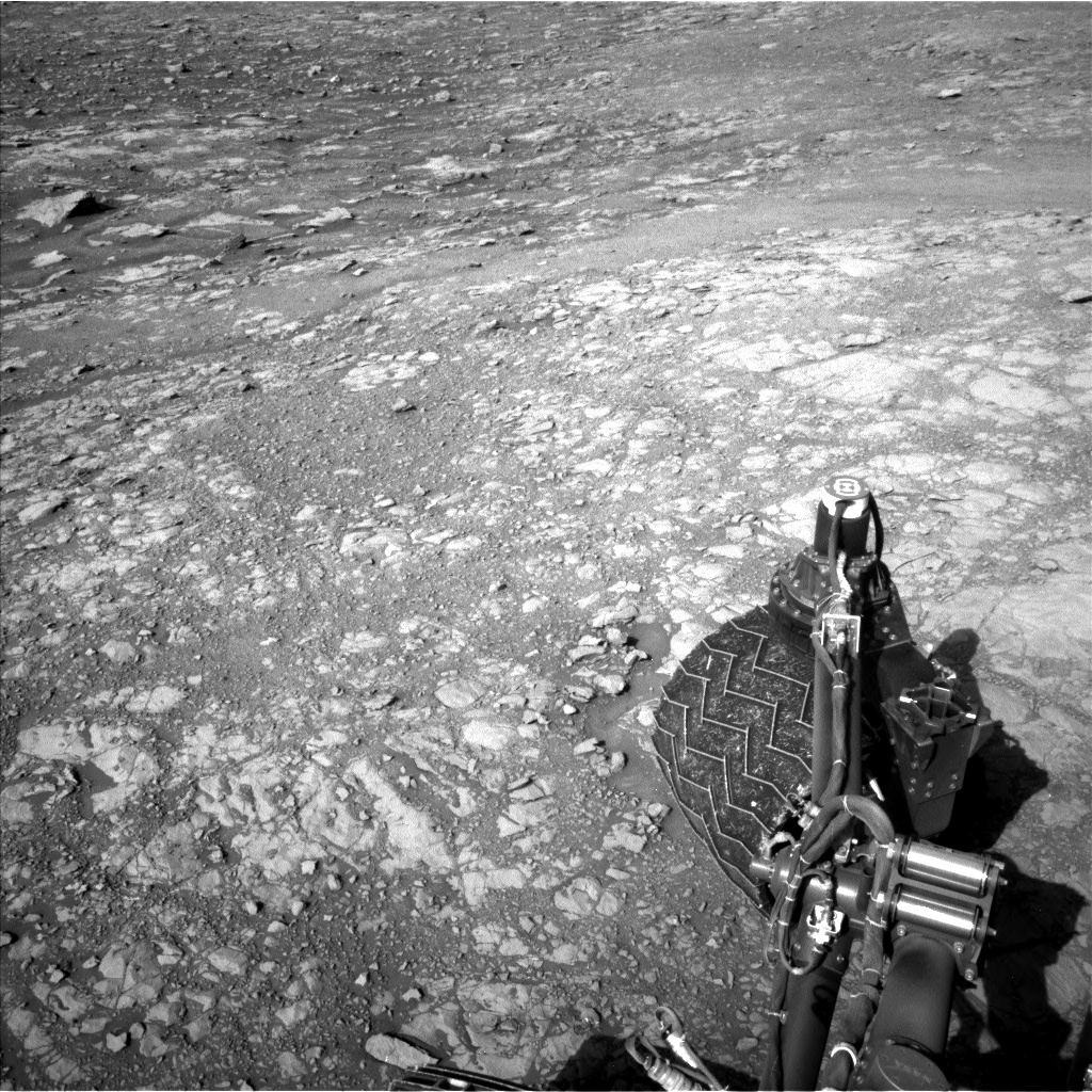 Nasa's Mars rover Curiosity acquired this image using its Left Navigation Camera on Sol 1998, at drive 2474, site number 68