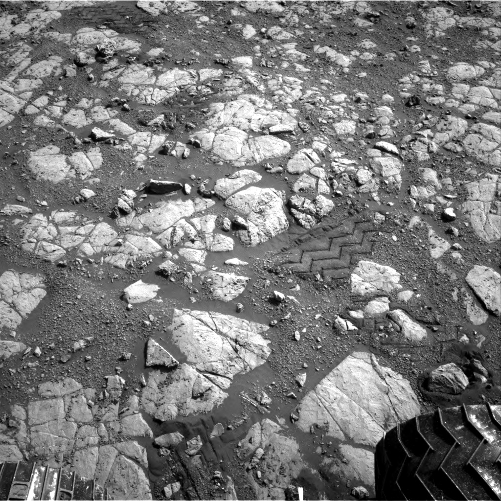 Nasa's Mars rover Curiosity acquired this image using its Right Navigation Camera on Sol 1999, at drive 2626, site number 68