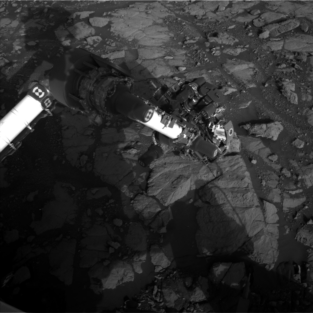 Nasa's Mars rover Curiosity acquired this image using its Left Navigation Camera on Sol 2000, at drive 2626, site number 68
