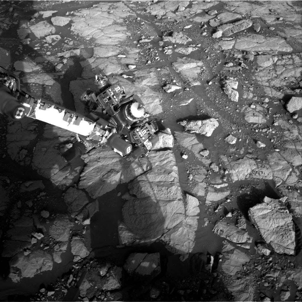 Nasa's Mars rover Curiosity acquired this image using its Right Navigation Camera on Sol 2000, at drive 2626, site number 68