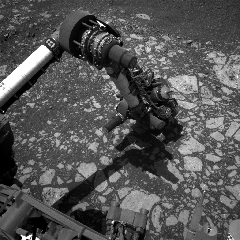 Nasa's Mars rover Curiosity acquired this image using its Left Navigation Camera on Sol 2014, at drive 1384, site number 69
