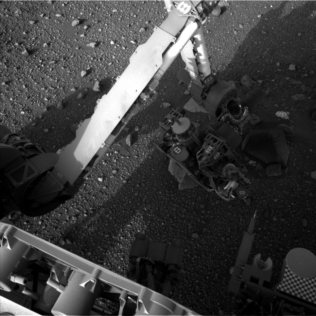 Nasa's Mars rover Curiosity acquired this image using its Left Navigation Camera on Sol 2015, at drive 1552, site number 69