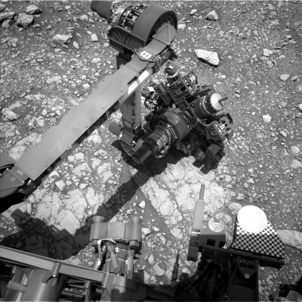 Nasa's Mars rover Curiosity acquired this image using its Left Navigation Camera on Sol 2032, at drive 2594, site number 69