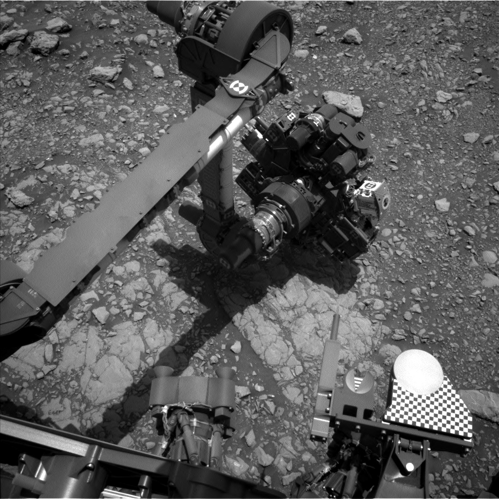 Nasa's Mars rover Curiosity acquired this image using its Left Navigation Camera on Sol 2032, at drive 2594, site number 69