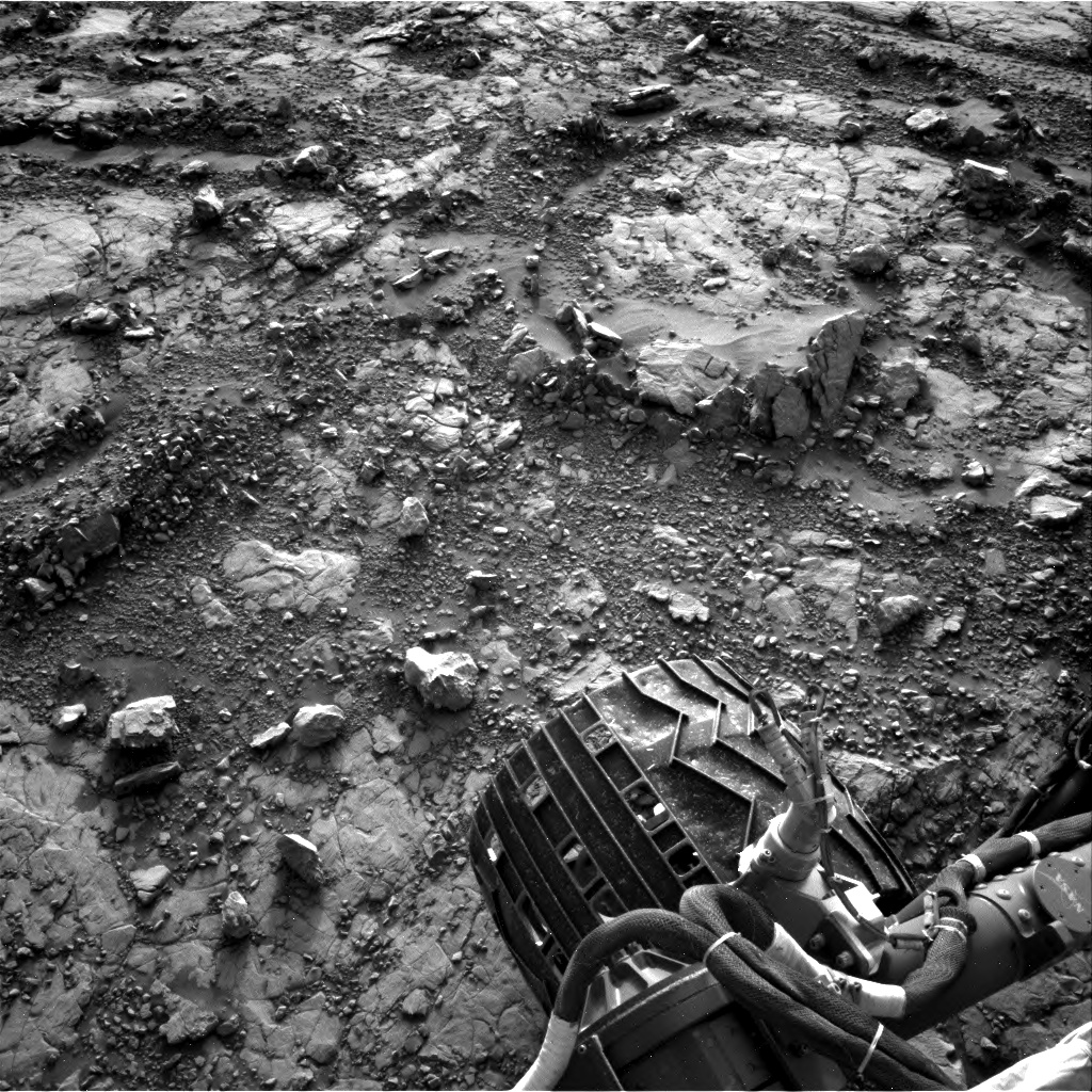 Nasa's Mars rover Curiosity acquired this image using its Right Navigation Camera on Sol 2036, at drive 240, site number 70