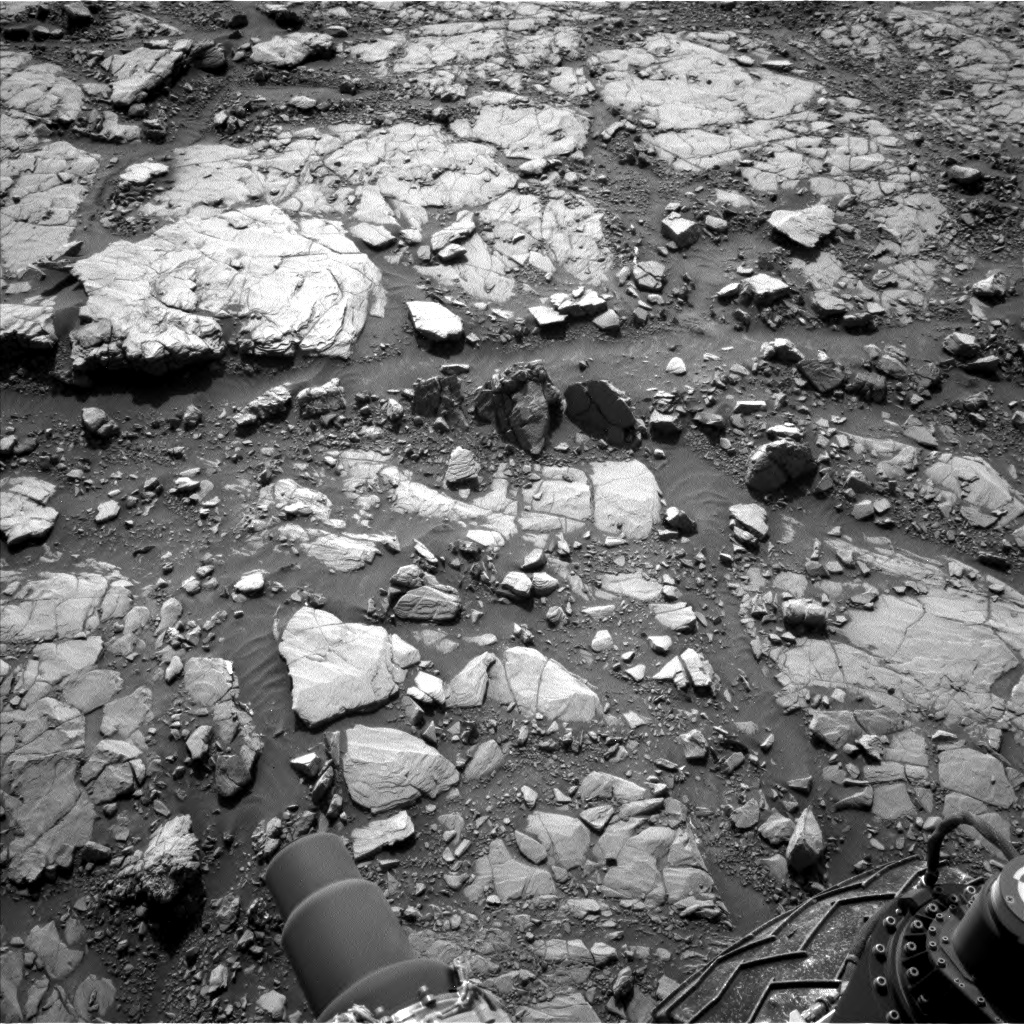 Nasa's Mars rover Curiosity acquired this image using its Left Navigation Camera on Sol 2041, at drive 1000, site number 70