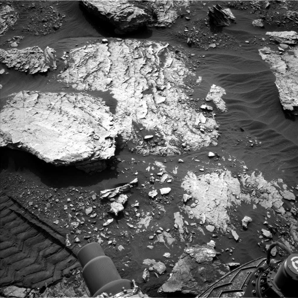 Nasa's Mars rover Curiosity acquired this image using its Left Navigation Camera on Sol 2045, at drive 1430, site number 70