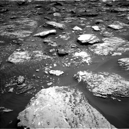 Nasa's Mars rover Curiosity acquired this image using its Left Navigation Camera on Sol 2047, at drive 1532, site number 70