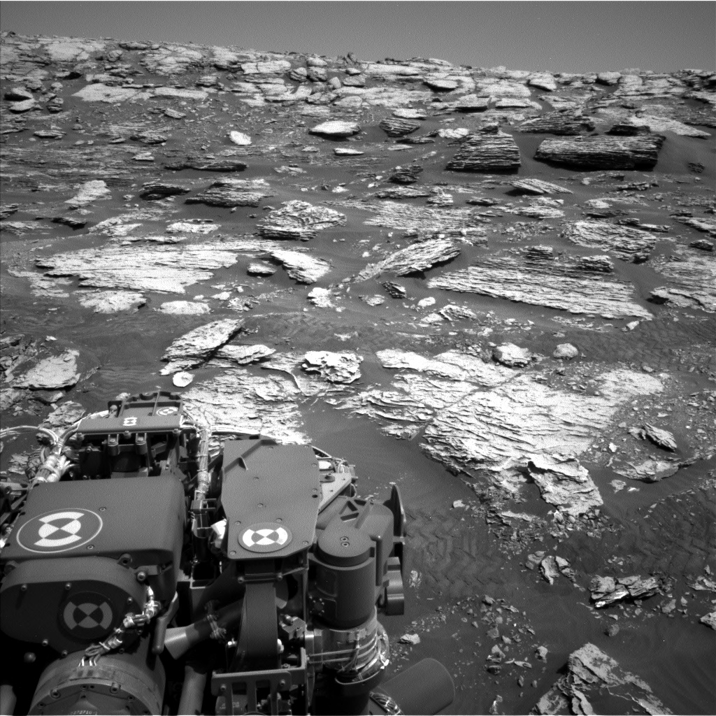 Nasa's Mars rover Curiosity acquired this image using its Left Navigation Camera on Sol 2047, at drive 1538, site number 70