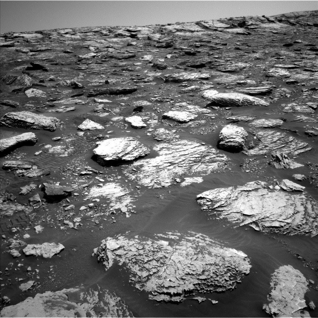Nasa's Mars rover Curiosity acquired this image using its Left Navigation Camera on Sol 2047, at drive 1538, site number 70