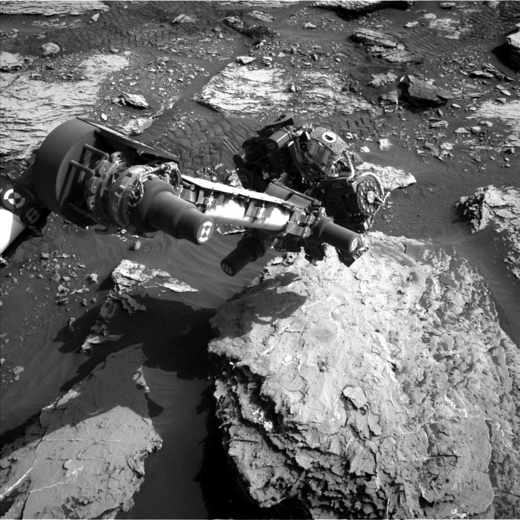 Nasa's Mars rover Curiosity acquired this image using its Left Navigation Camera on Sol 2048, at drive 1538, site number 70