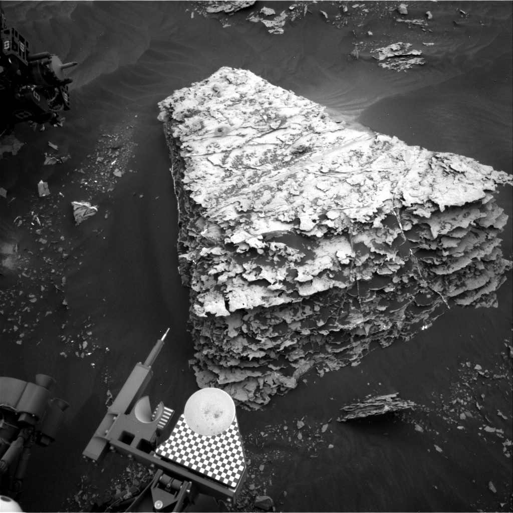Nasa's Mars rover Curiosity acquired this image using its Right Navigation Camera on Sol 2084, at drive 0, site number 71