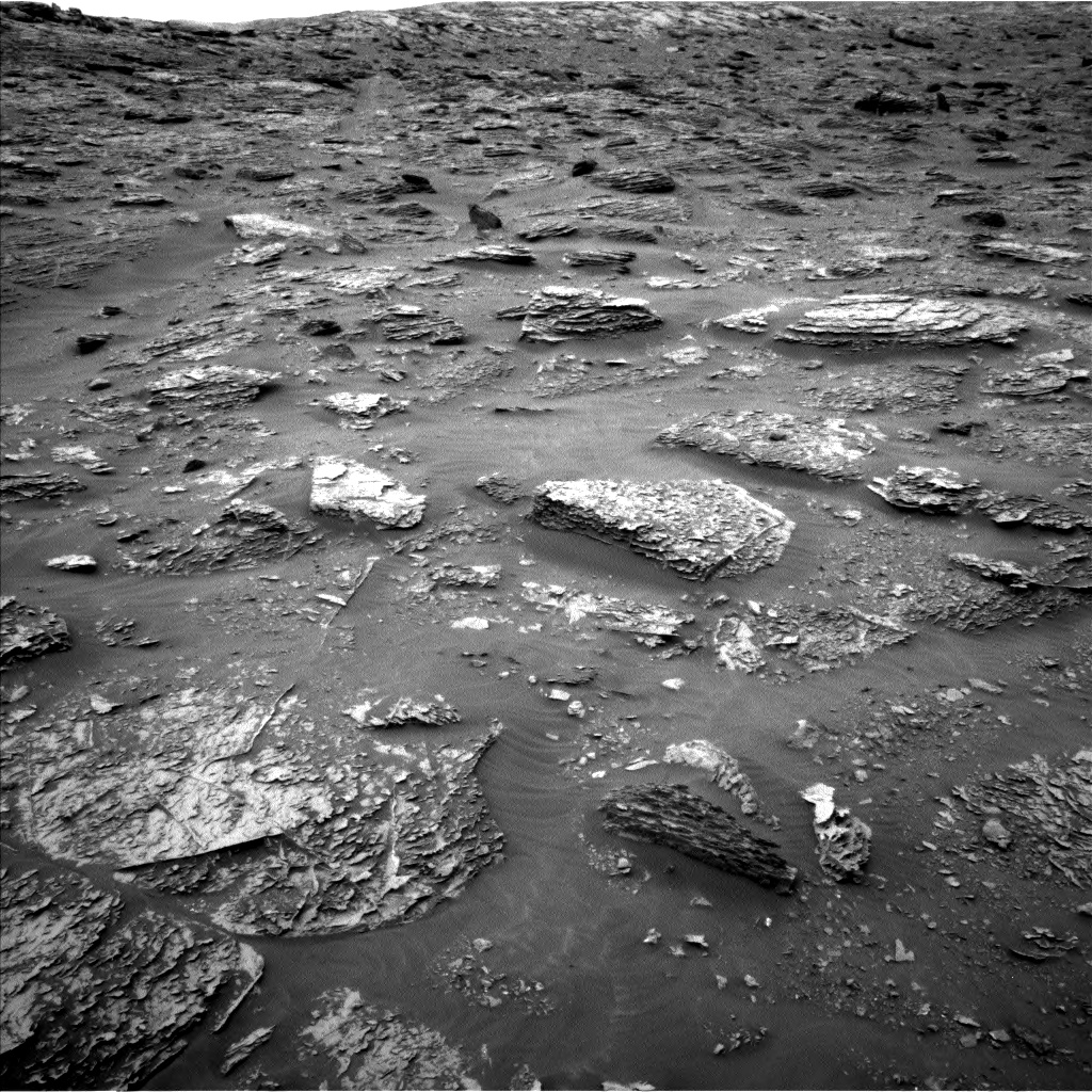 Nasa's Mars rover Curiosity acquired this image using its Left Navigation Camera on Sol 2089, at drive 144, site number 71