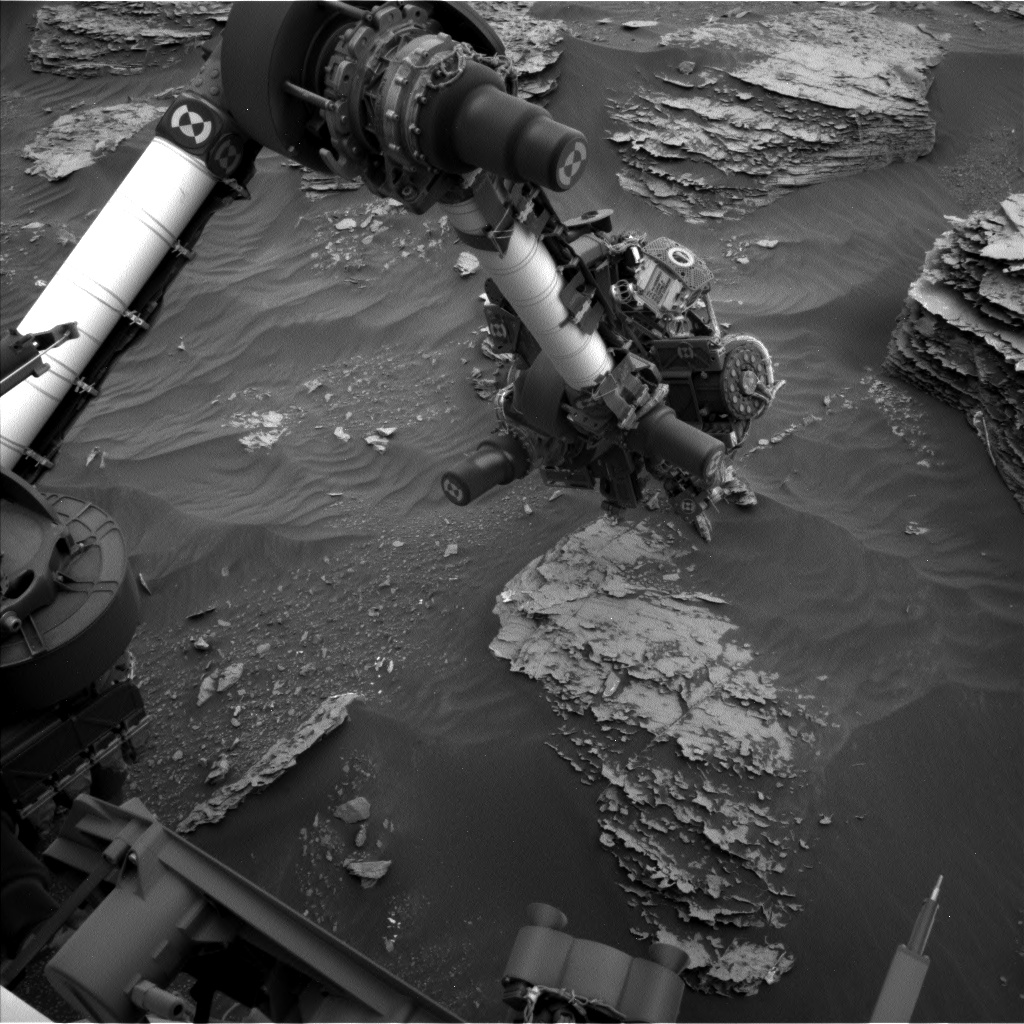Nasa's Mars rover Curiosity acquired this image using its Left Navigation Camera on Sol 2090, at drive 228, site number 71