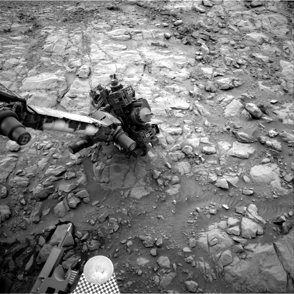 Nasa's Mars rover Curiosity acquired this image using its Right Navigation Camera on Sol 2101, at drive 1586, site number 71
