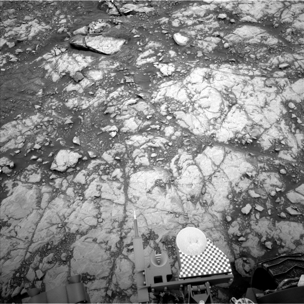 Nasa's Mars rover Curiosity acquired this image using its Left Navigation Camera on Sol 2109, at drive 2876, site number 71
