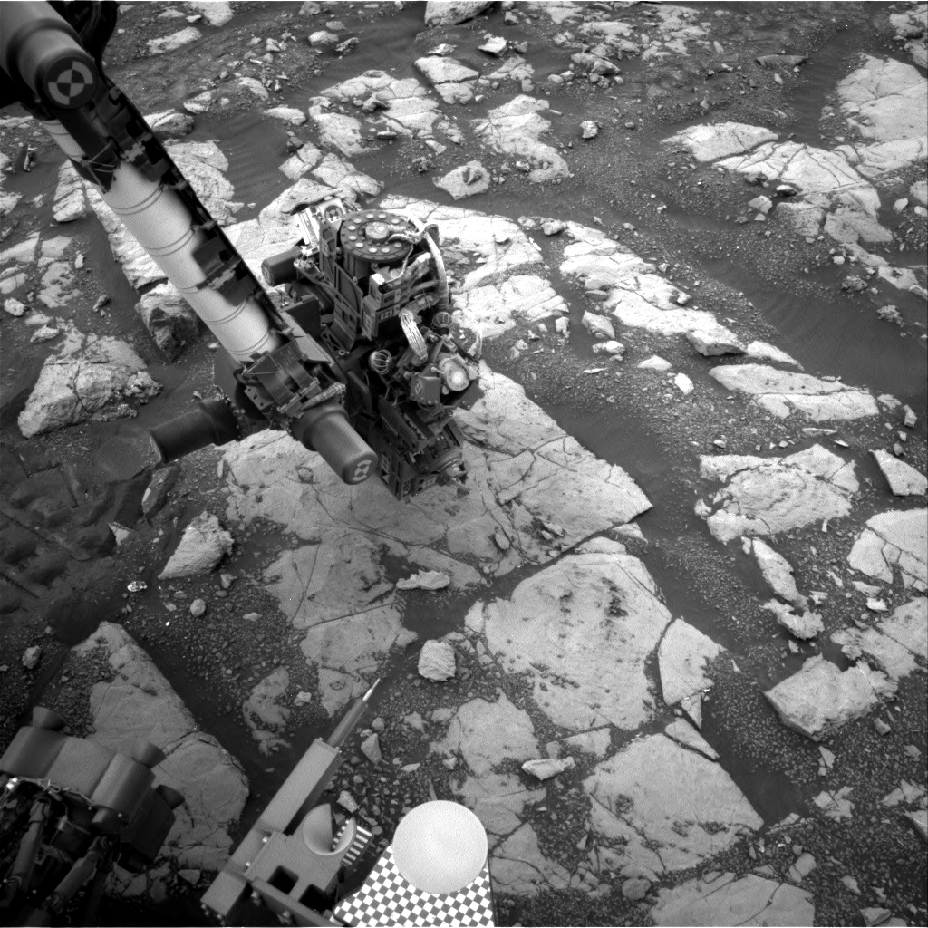 Nasa's Mars rover Curiosity acquired this image using its Right Navigation Camera on Sol 2121, at drive 386, site number 72