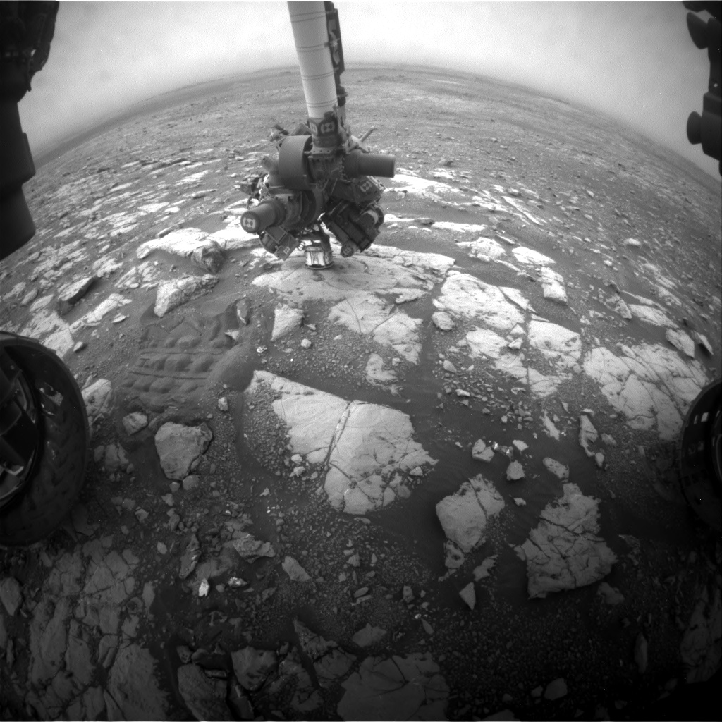 Nasa's Mars rover Curiosity acquired this image using its Front Hazard Avoidance Camera (Front Hazcam) on Sol 2125, at drive 386, site number 72