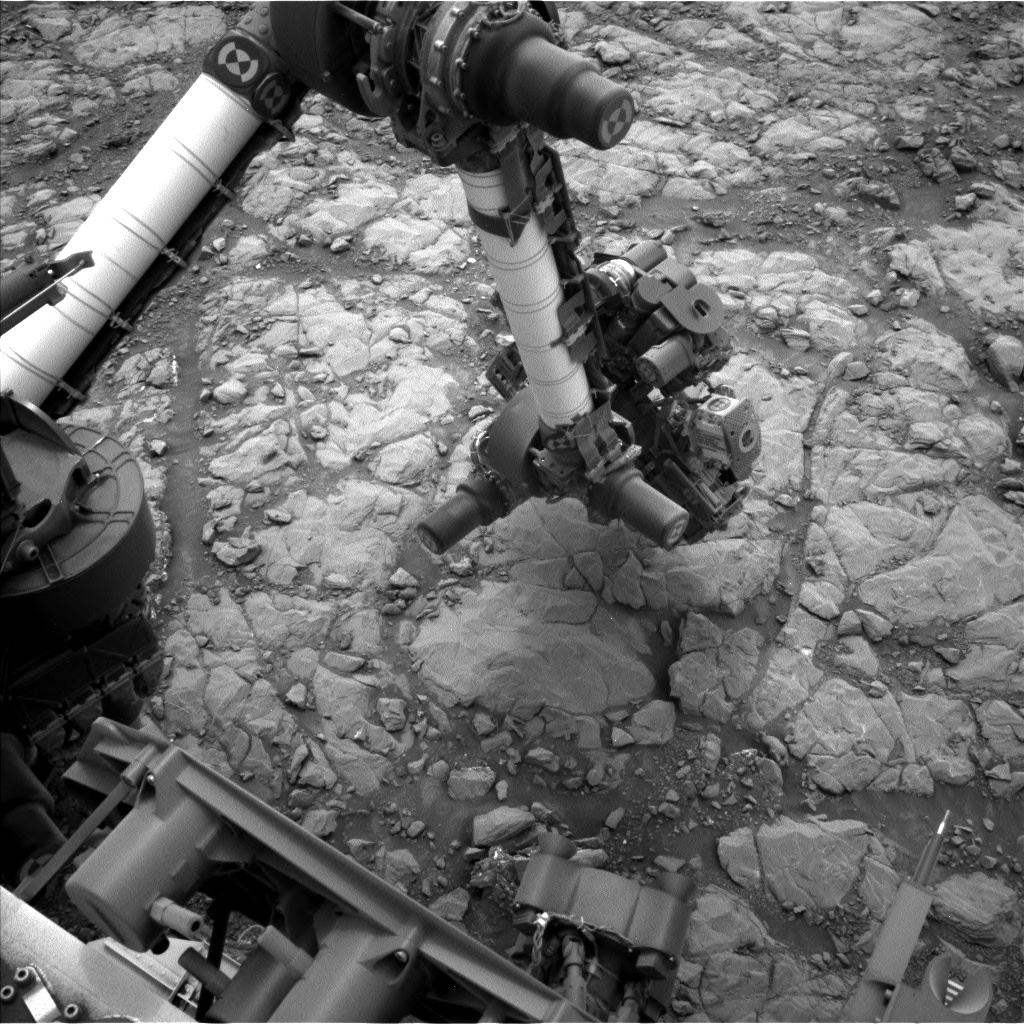Nasa's Mars rover Curiosity acquired this image using its Left Navigation Camera on Sol 2127, at drive 920, site number 72