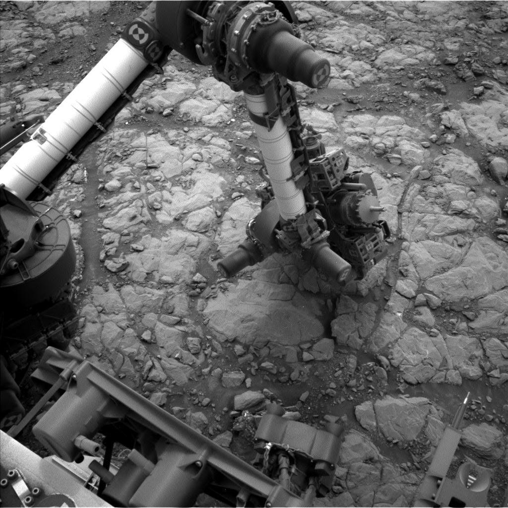 Nasa's Mars rover Curiosity acquired this image using its Left Navigation Camera on Sol 2127, at drive 920, site number 72