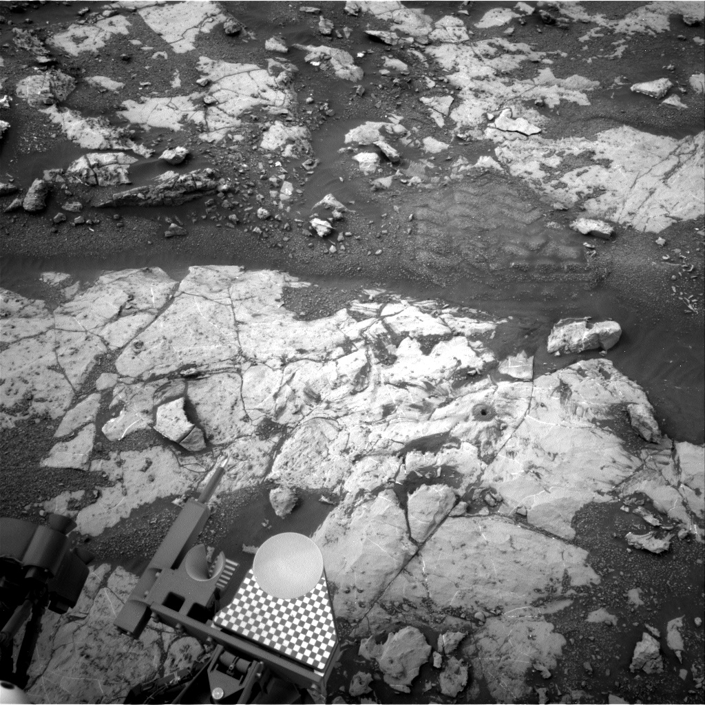 Nasa's Mars rover Curiosity acquired this image using its Right Navigation Camera on Sol 2136, at drive 1316, site number 72