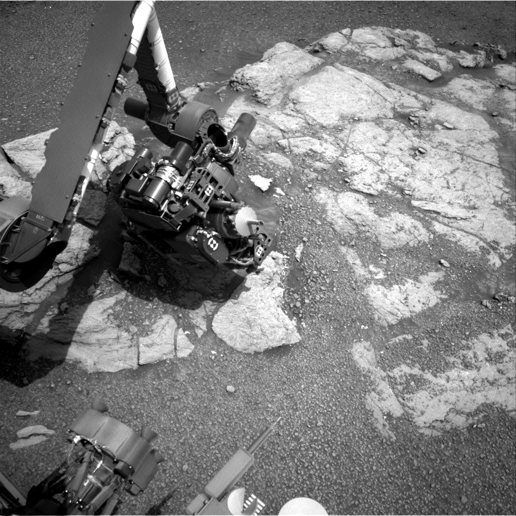 MARS: CURIOSITY u krateru  GALE Vol II. - Page 31 NRA_603445615EDR_F0740210NCAM00207M_-br2