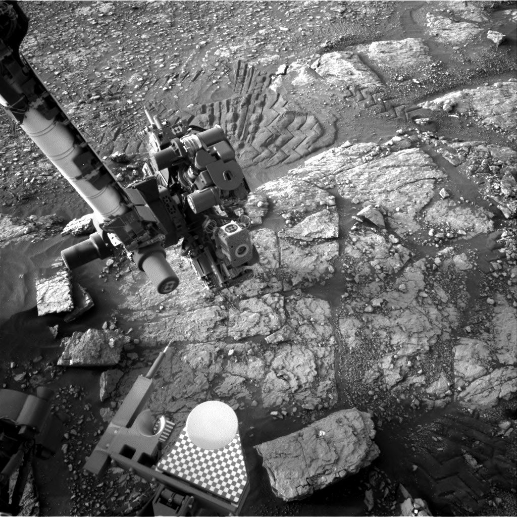Nasa's Mars rover Curiosity acquired this image using its Right Navigation Camera on Sol 2349, at drive 0, site number 75