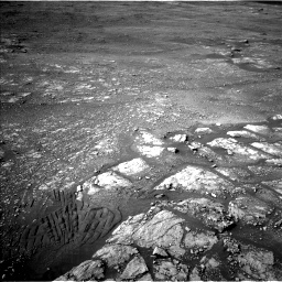 Nasa's Mars rover Curiosity acquired this image using its Left Navigation Camera on Sol 2350, at drive 0, site number 75