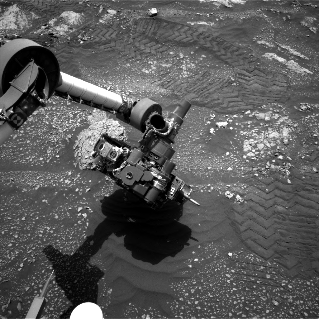 Nasa's Mars rover Curiosity acquired this image using its Right Navigation Camera on Sol 2352, at drive 60, site number 75