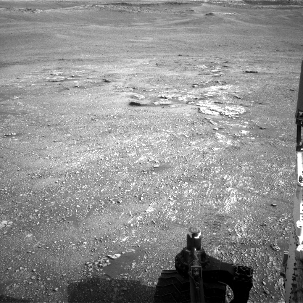 Nasa's Mars rover Curiosity acquired this image using its Left Navigation Camera on Sol 2354, at drive 456, site number 75