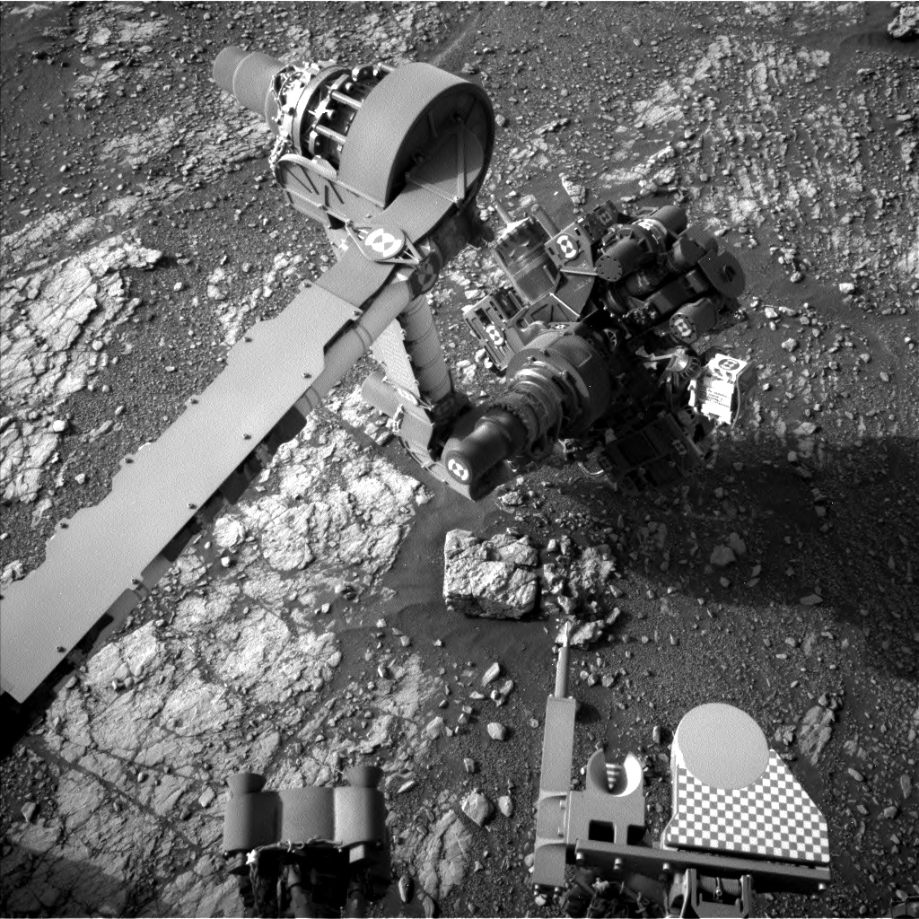 Nasa's Mars rover Curiosity acquired this image using its Left Navigation Camera on Sol 2356, at drive 456, site number 75