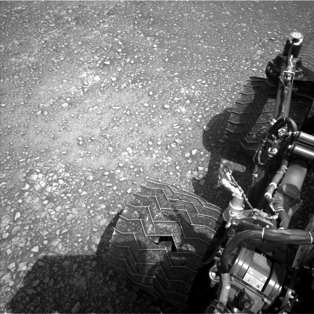 Nasa's Mars rover Curiosity acquired this image using its Left Navigation Camera on Sol 2357, at drive 750, site number 75