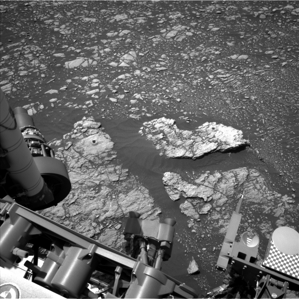 Nasa's Mars rover Curiosity acquired this image using its Left Navigation Camera on Sol 2386, at drive 1398, site number 75